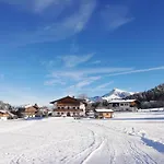 Woetzinghof 팜스테이 *
